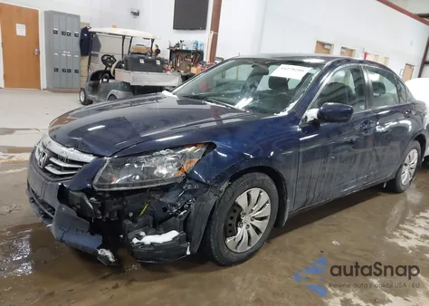 2011 Honda Accord 2.4 Lx z USA, uszkodzony, nr VIN 1HGCP2F38BA148546